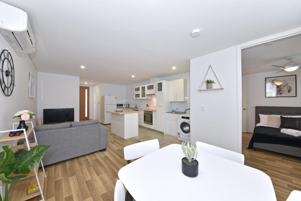 2X2 Modern Apartment Near Airport And City Perth Exterior foto
