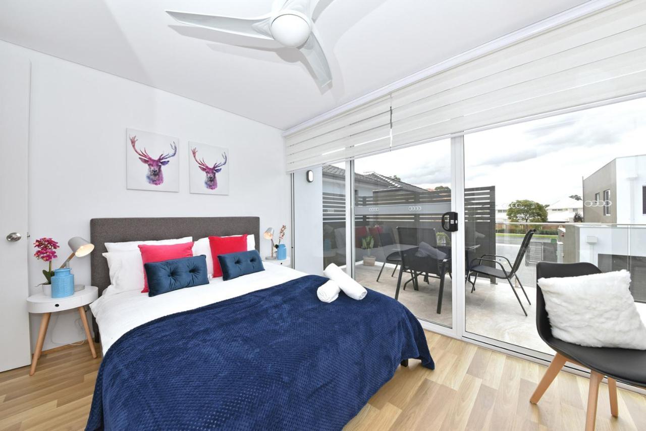 2X2 Modern Apartment Near Airport And City Perth Exterior foto