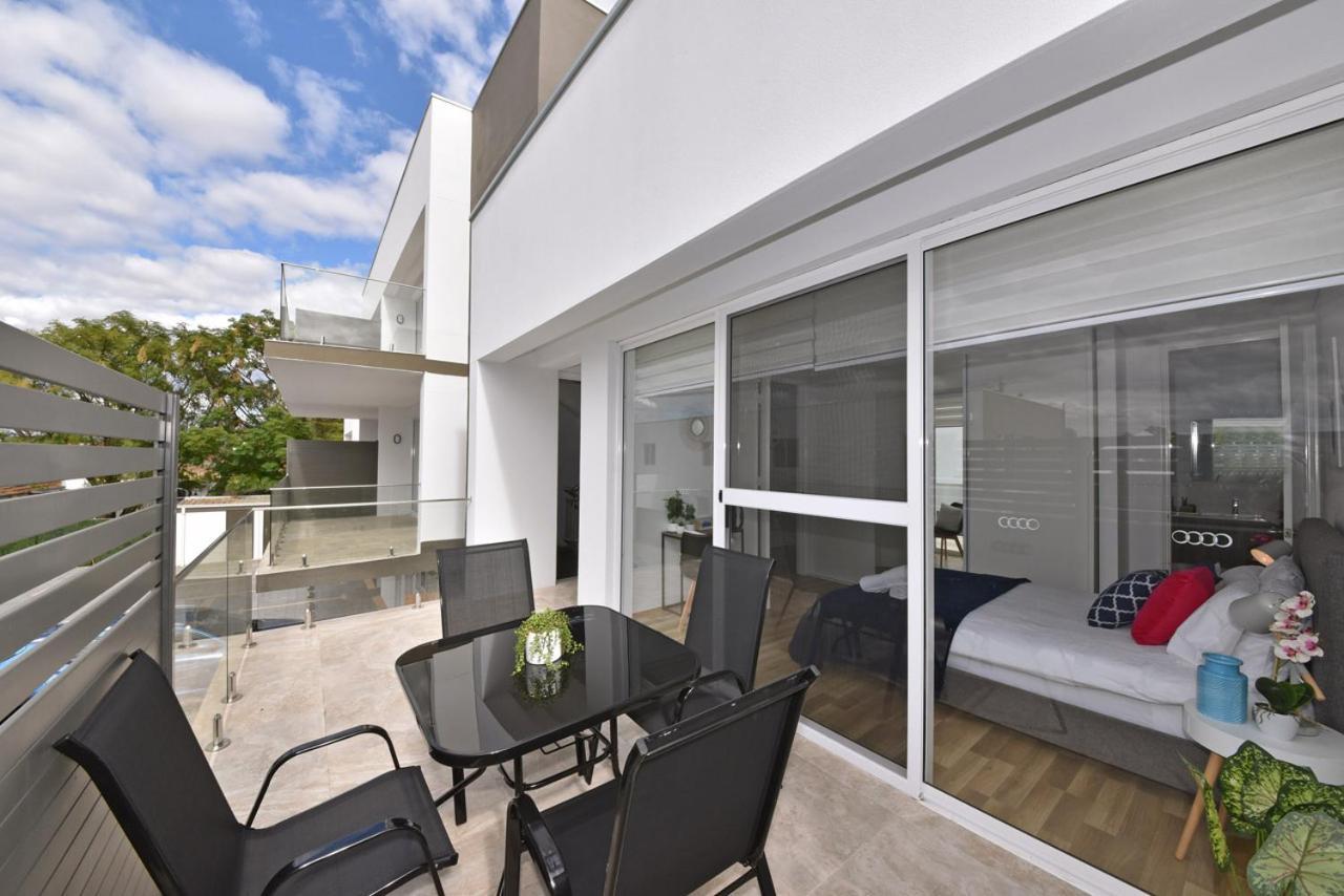 2X2 Modern Apartment Near Airport And City Perth Exterior foto